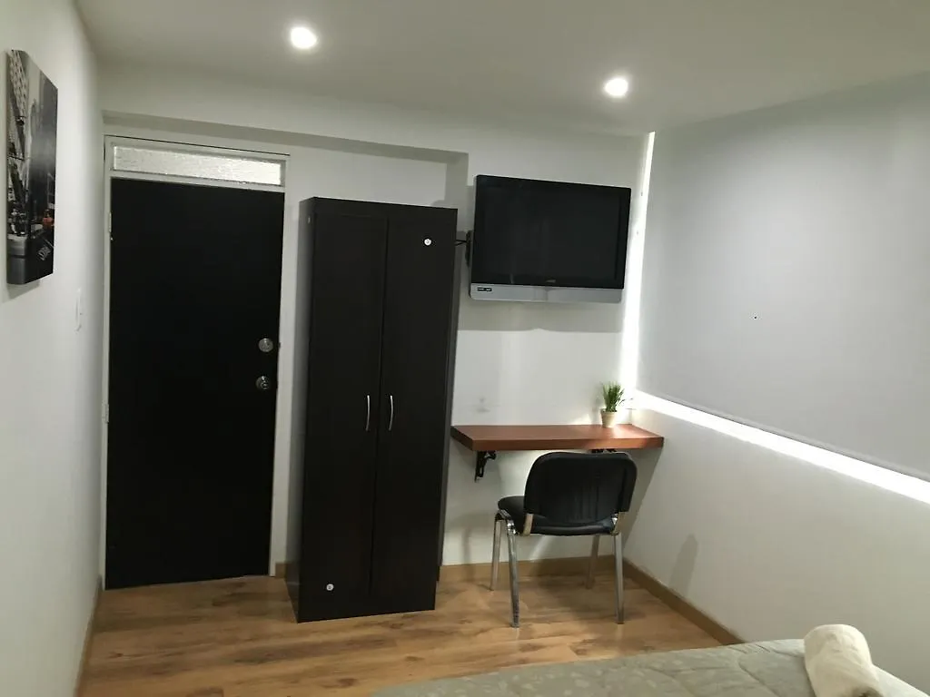 Bogota Rooms Heroes Guest house